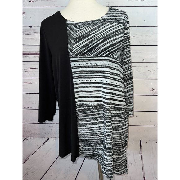 Chicos Easywear Abstract Tunic Top 2 Large Shirt Blouse Asymmetrical Slinky - Picture 8 of 9